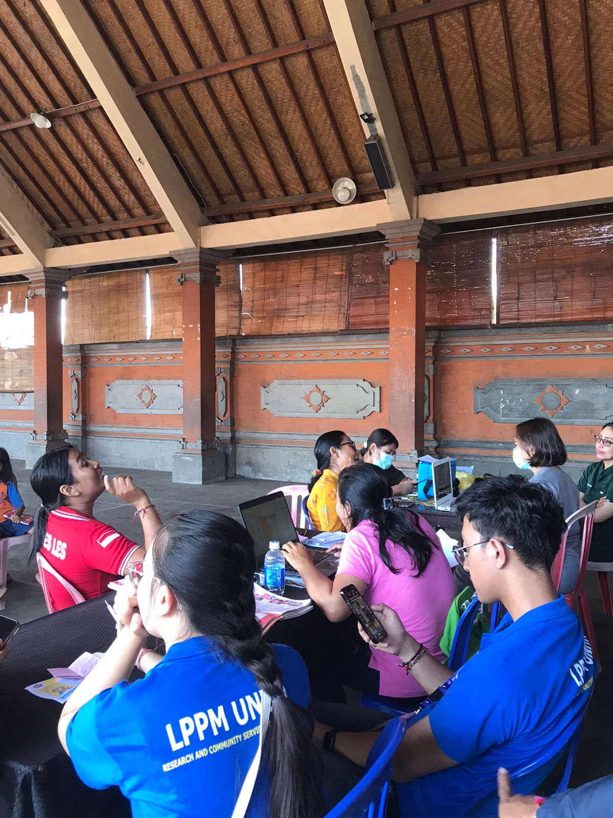 A screenshot of pekan-imunisasi-nasional-tahap-satu